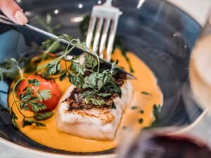 thumbnail: Restaurant