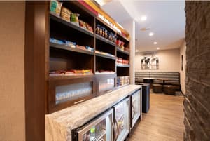 thumbnail: Snack bar