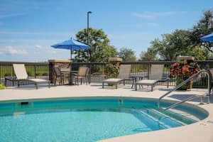 thumbnail: BBQ/picnic area