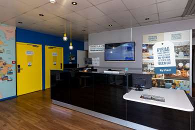 On-Site,Lobby,Reception
