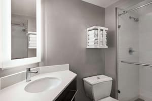 thumbnail: Bathroom shower