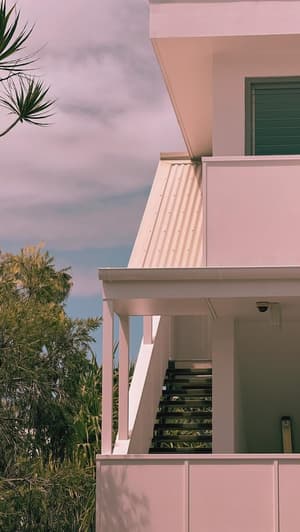 thumbnail: Exterior