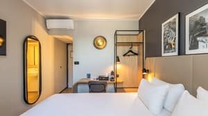 thumbnail: Room