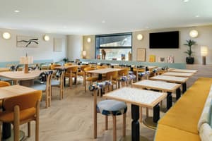 thumbnail: Restaurant