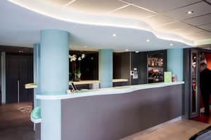 thumbnail: Reception