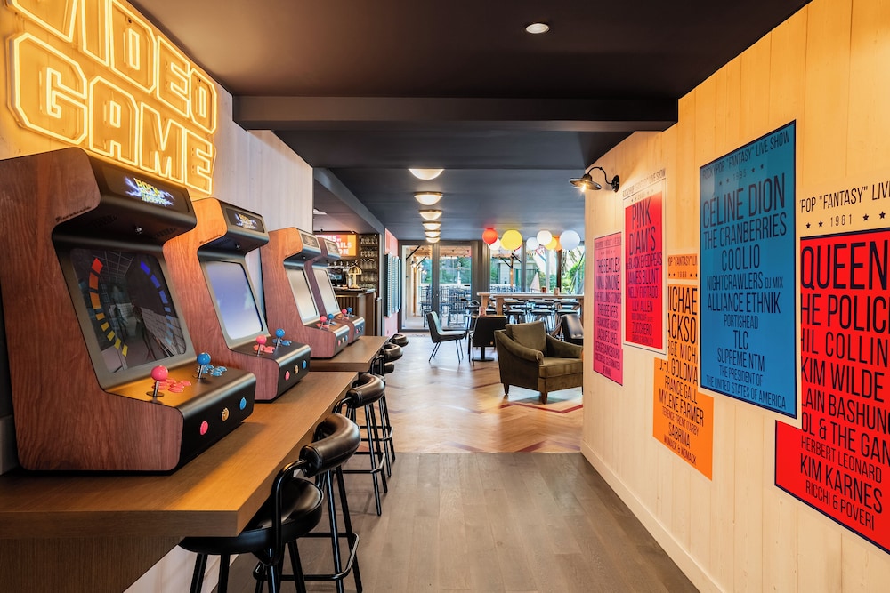 Game room