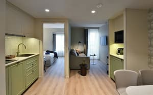 thumbnail: Breakfast area
