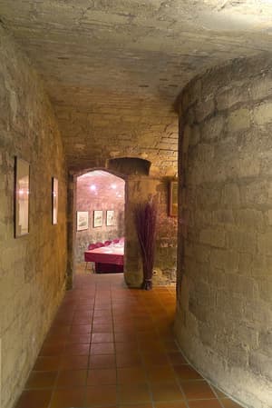 thumbnail: Hallway