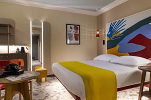 thumbnail: Room