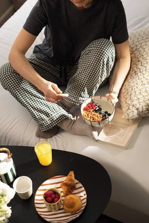 thumbnail: In-room dining