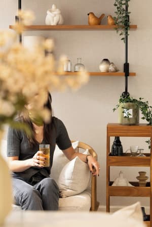 thumbnail: Bar (on property)