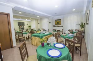 thumbnail: Breakfast area
