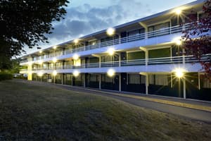 thumbnail: Exterior