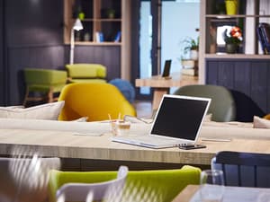 thumbnail: Business center