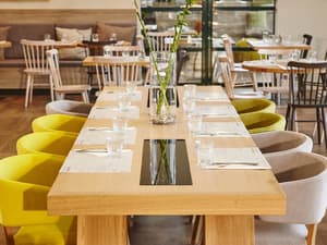 thumbnail: Restaurant