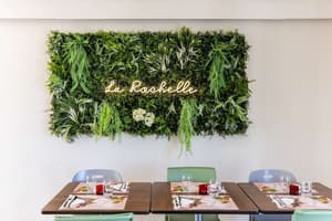 thumbnail: Restaurant