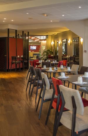 thumbnail: Restaurant