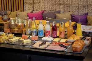 thumbnail: Breakfast buffet