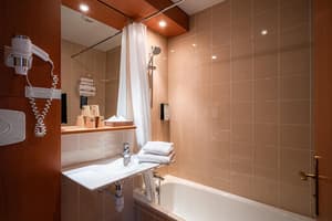 thumbnail: Bathroom