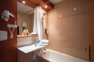 thumbnail: Bathroom
