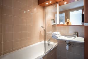 thumbnail: Bathroom
