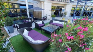 thumbnail: Exterior
