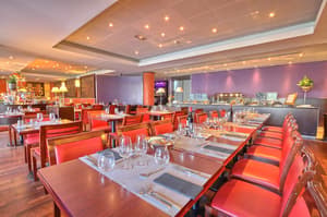 thumbnail: Restaurant