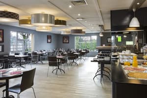 thumbnail: Restaurant