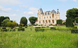 Chateau Hotel Grand Barrail