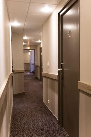 thumbnail: Hallway