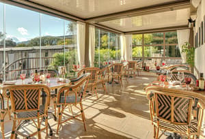 thumbnail: Restaurant