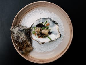 thumbnail: Restaurant
