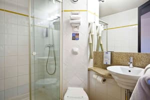 thumbnail: Bathroom
