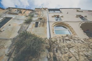 thumbnail: Exterior
