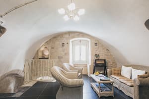 thumbnail: Interior detail