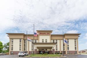 thumbnail: Exterior