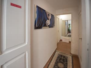 thumbnail: Interior