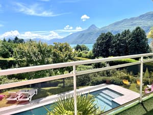 thumbnail: Balcony view