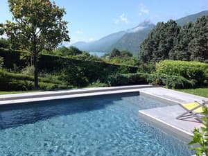 thumbnail: Outdoor pool