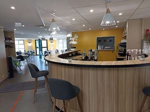 thumbnail: Restaurant