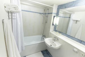 thumbnail: Bathroom