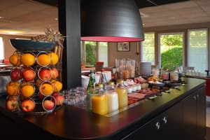 thumbnail: Breakfast buffet