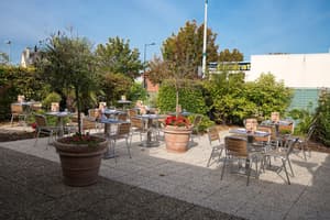 thumbnail: Terrace/patio
