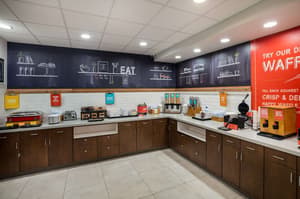thumbnail: Breakfast area