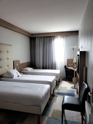 thumbnail: Room
