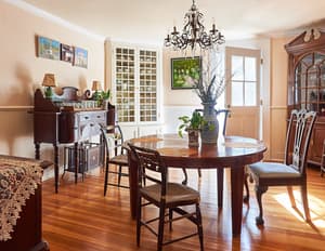 thumbnail: Breakfast area