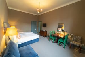 thumbnail: Room