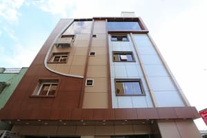 thumbnail: Exterior