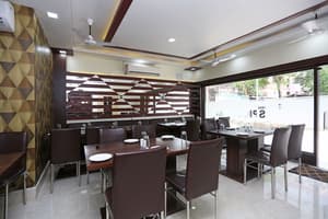 thumbnail: Interior