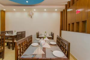 thumbnail: Restaurant
